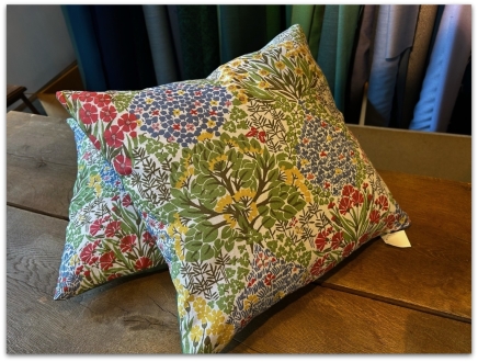 kvadrat møbelstof møbelstoffer ompolstring møbelstoflageret stoflageret reststoffer stofdesign stofpuder kvadrat jab Designers Guild Svenskt Tenn